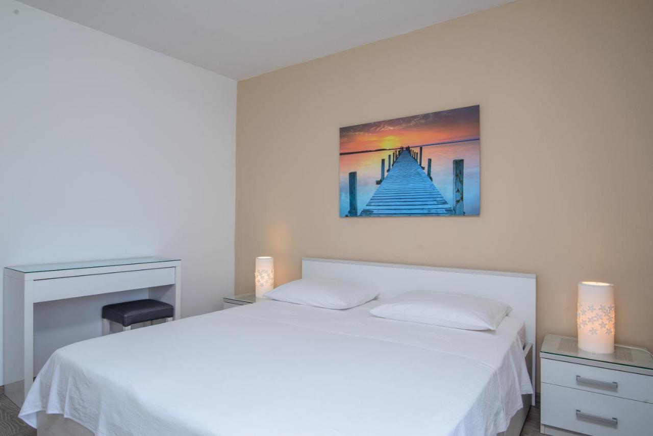 Apartments Tonka Trogir Buitenkant foto