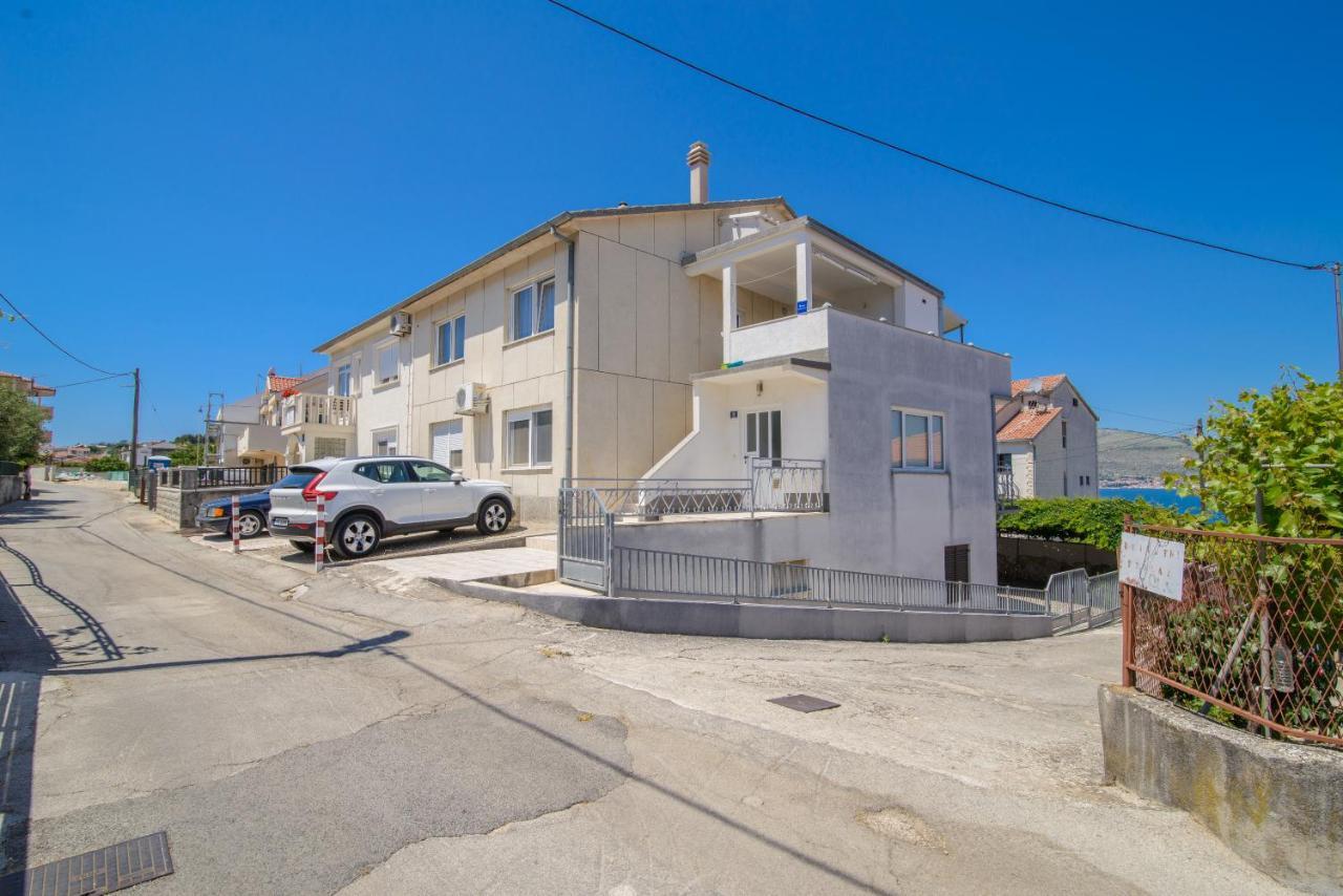 Apartments Tonka Trogir Buitenkant foto