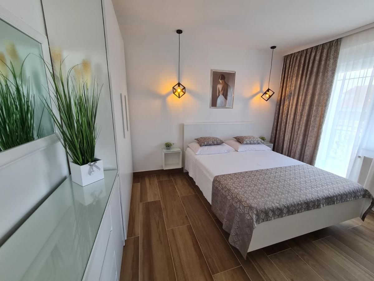 Apartments Tonka Trogir Buitenkant foto